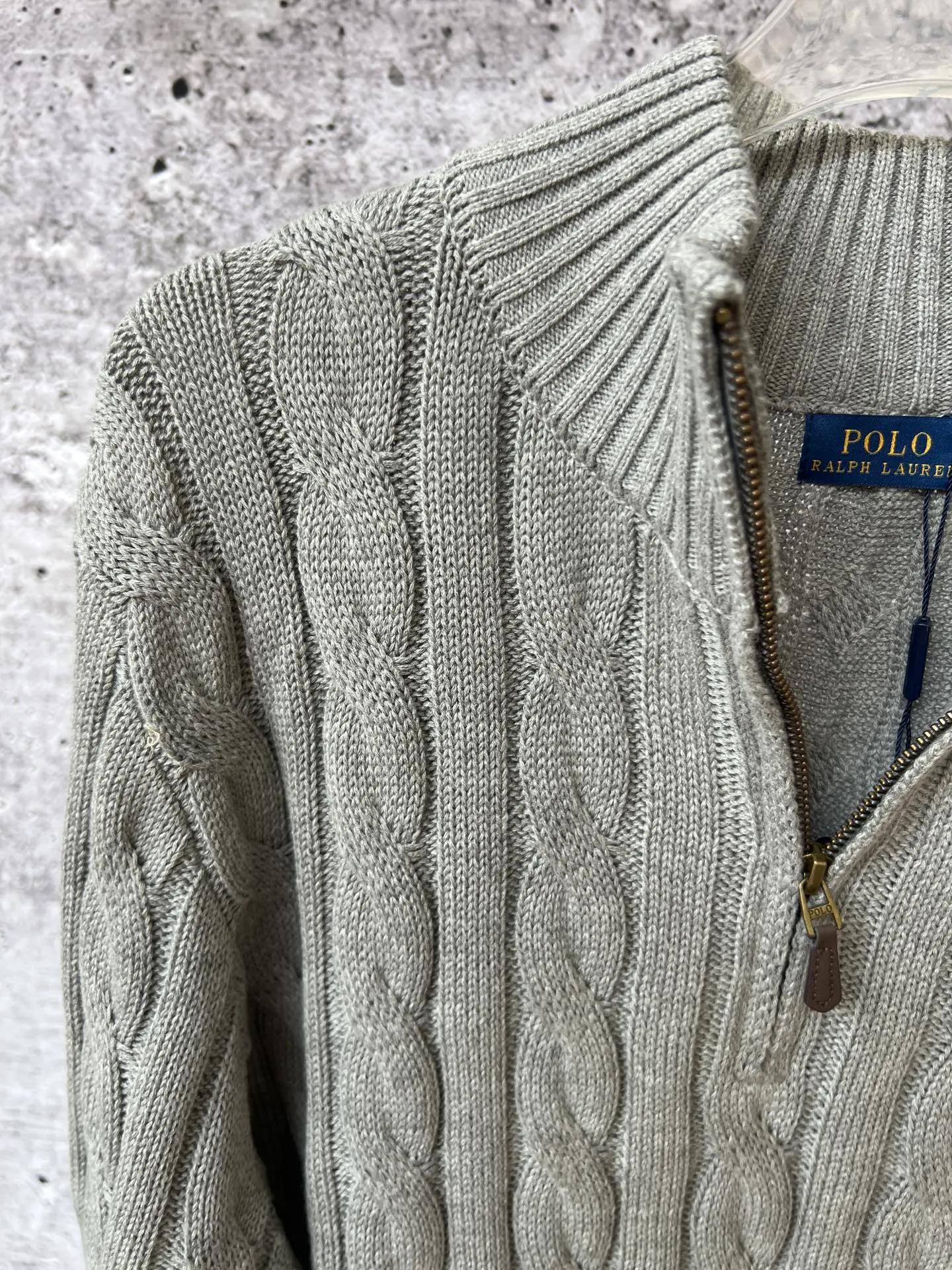 P240 Ralph Lauren classic unisex half-zip rubberized sweater, popular on all major platforms, original and consistent washed fabrics, workmanship details restored to the original, original pony embroidery on the chest, original custom-made hardware accessories